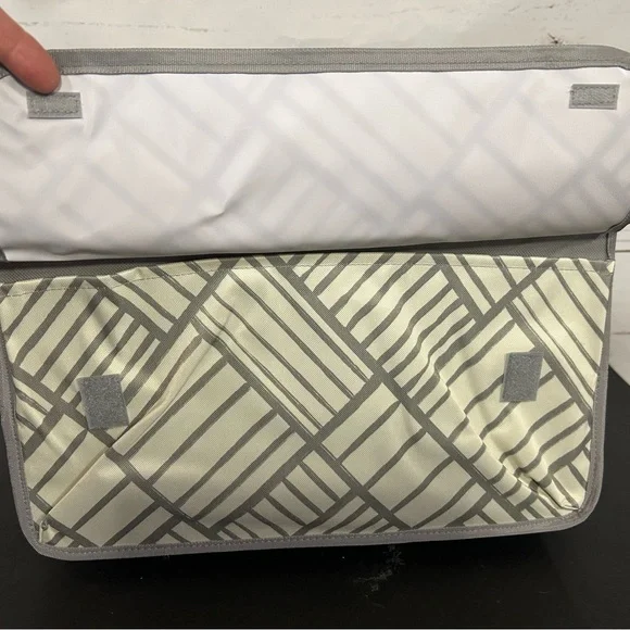 NWOT Thirty One Deluxe Double Duty Caddy - Gray Patchwork. - Picture 6 of 6